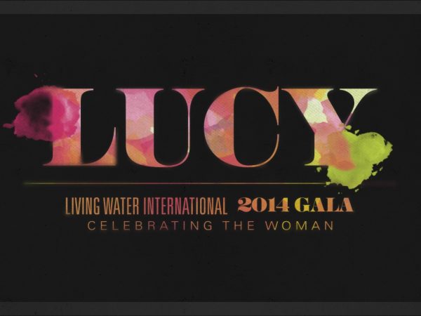 <span>Lucy Gala</span><i>→</i>